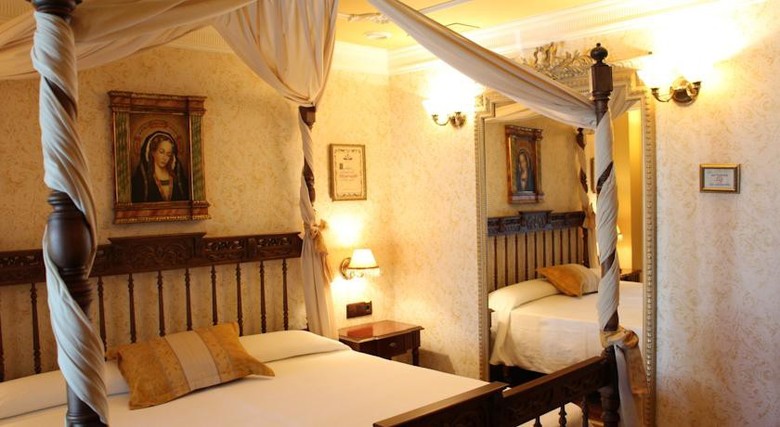 Hotel Masia De Lacy