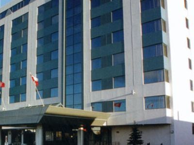 Hotel Crowne Plaza Montreal Airport
