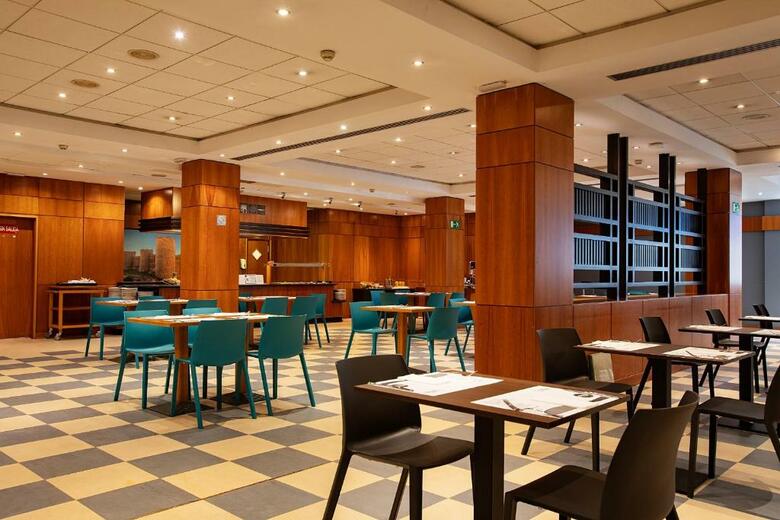 Hotel V�rtice Indalo Almer�a