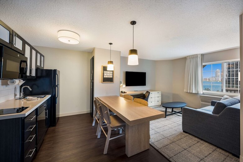 Hotel Sonesta Simply Suites Jersey City