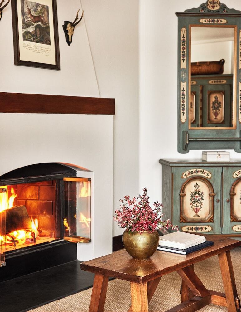 Hotel Goldener Hirsch, Auberge Collection