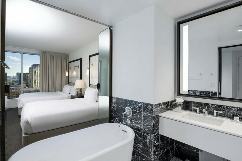 The Laura Hotel, Houston Downtown, Autograph Collection