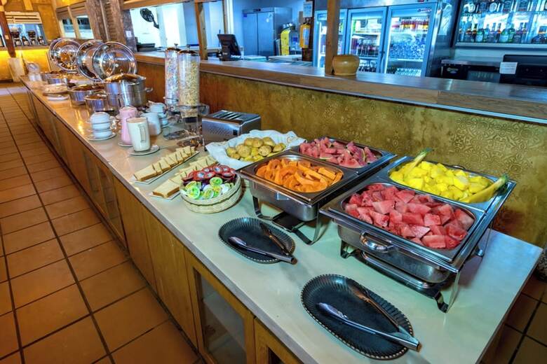 Hotel Poblado Cove�as