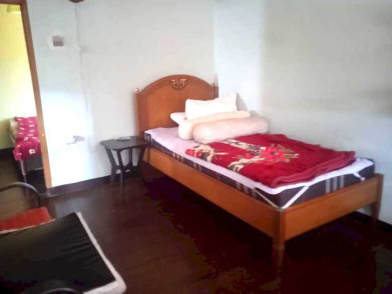 Hotel Express O 92299 Bumi Bati Deudeuh