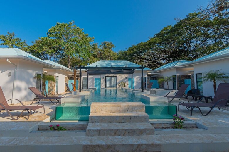 Villas Vr Beachwalk Avellanas