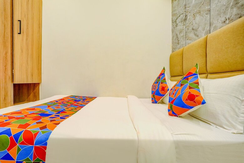 Hotel Fabexpress New Deepak