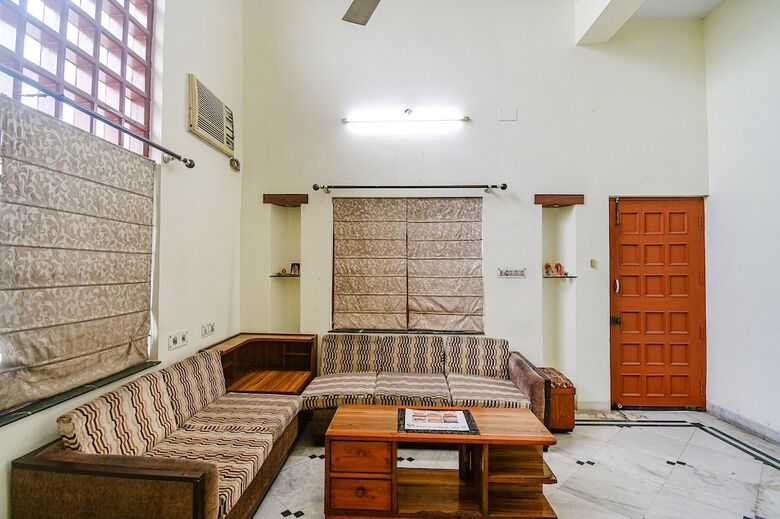Hotel Fabexpress Ullash Residency