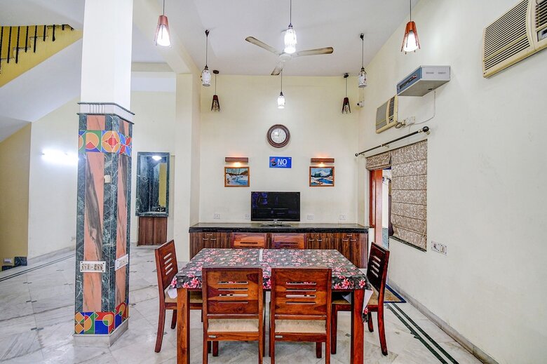 Hotel Fabexpress Ullash Residency