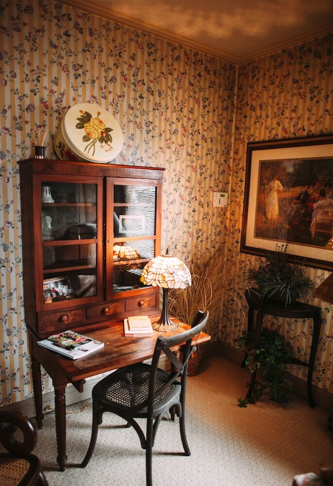 Bed & Breakfast Morning Glory Inn