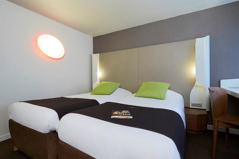 Hotel Campanile Villejust - Za Courtaboeuf