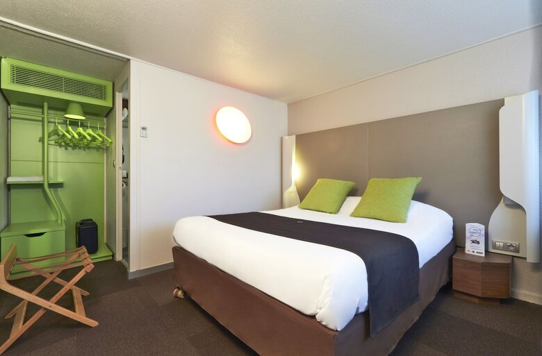 Hotel Campanile Villejust - Za Courtaboeuf