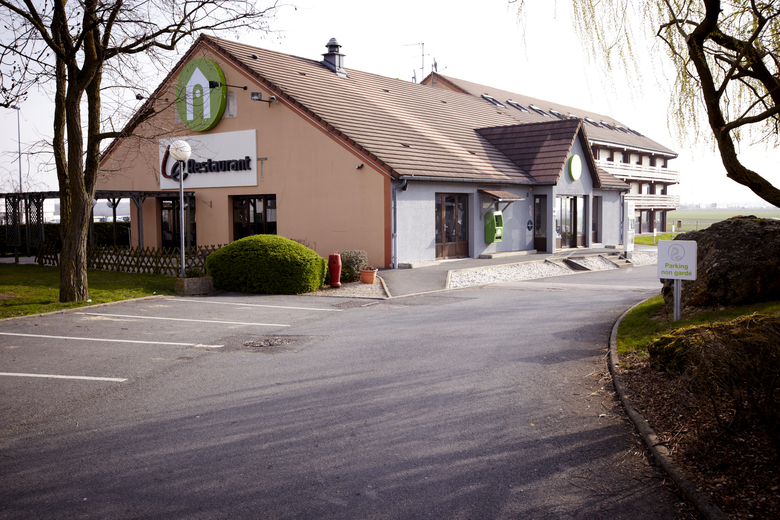 Hotel Campanile Villejust - Za Courtaboeuf