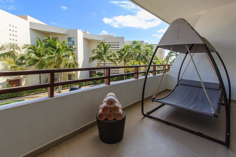 Apartamentos Casa Del Mar By Stella Rentals