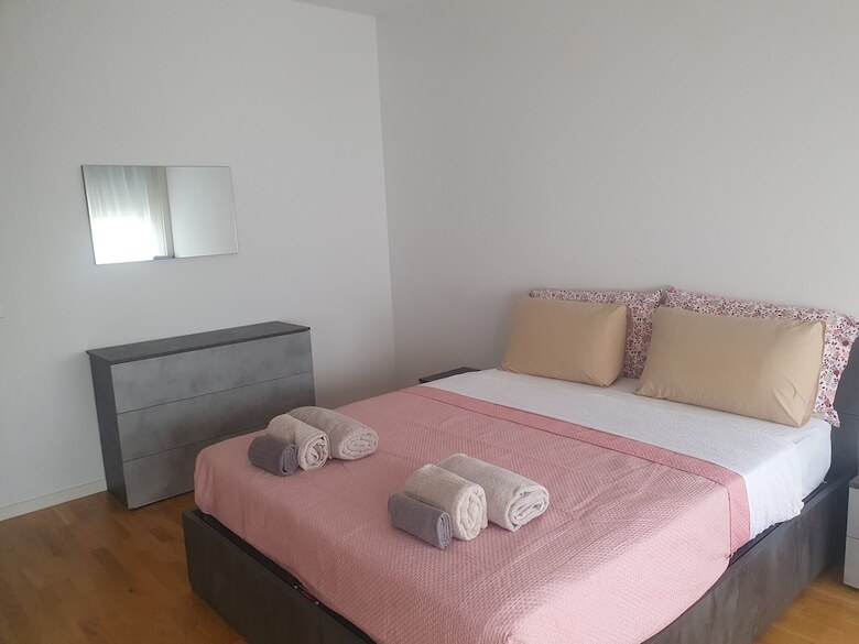 Fegina Deluxe 3 Bedrooms 3 Bathrooms