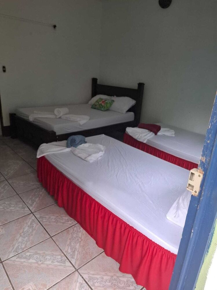 Bed & Breakfast Cabinas Tortuguero Natural