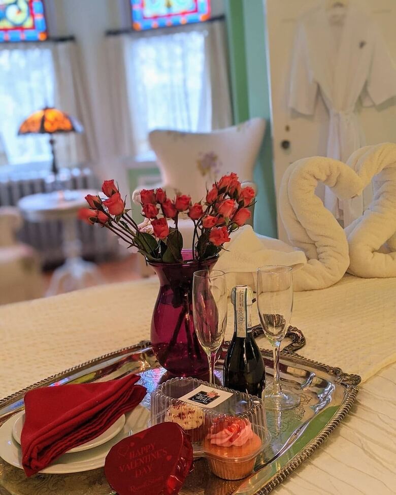 Cornerstone Bed And Breakfast