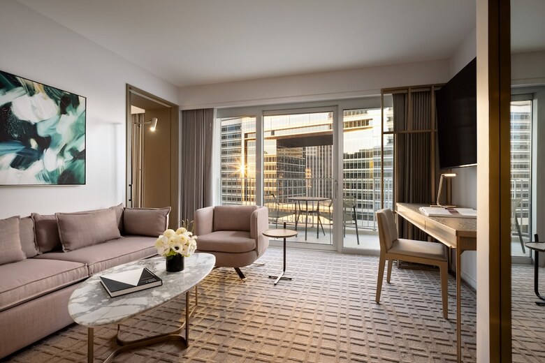 Hotel Fairmont Century Plaza Gold Experience
