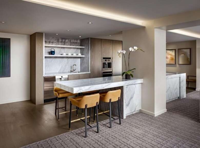 Hotel Fairmont Century Plaza Gold Experience
