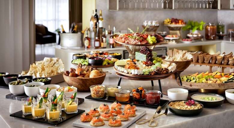 Hotel Fairmont Century Plaza Gold Experience