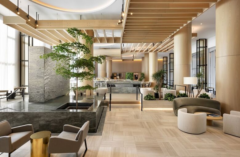 Hotel Fairmont Century Plaza Gold Experience