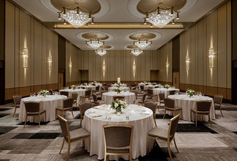 Hotel Fairmont Century Plaza Gold Experience