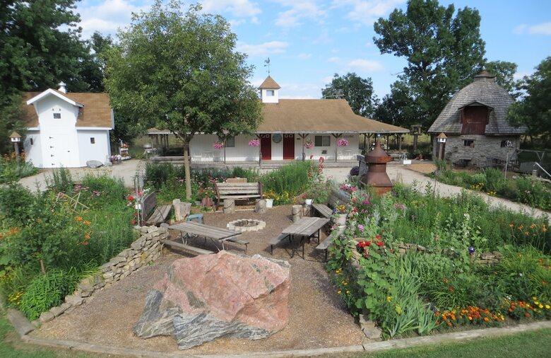 Cupola Inn Bed & Breakfast