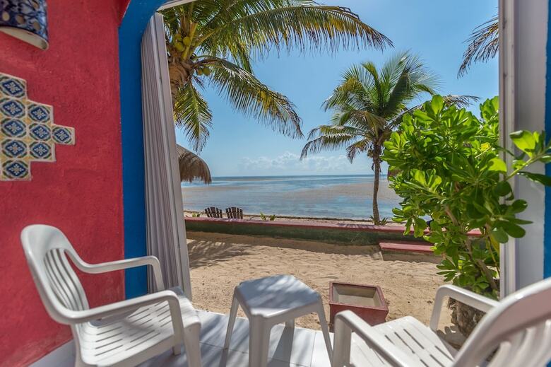 Del Sol Beachfront Hotel And Condos