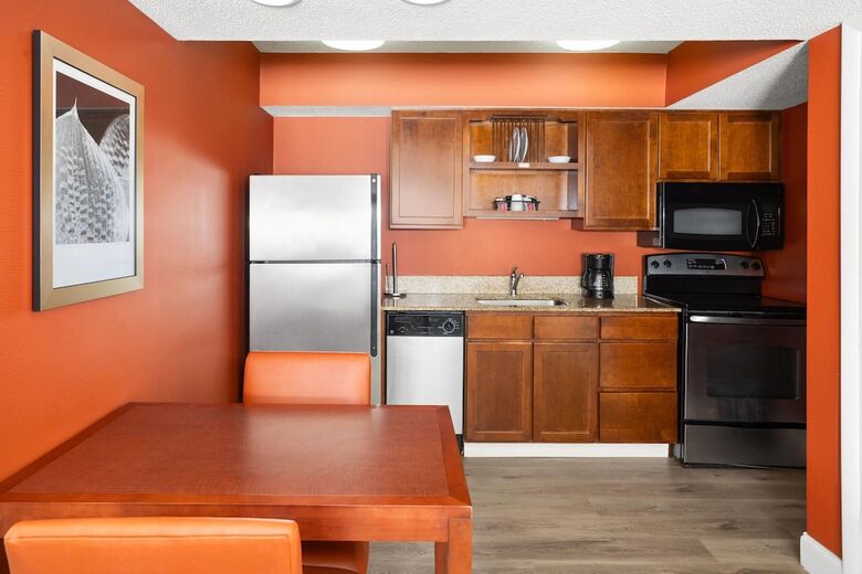 Hotel Tysons Corner Suites, A Baymont By Wyndham