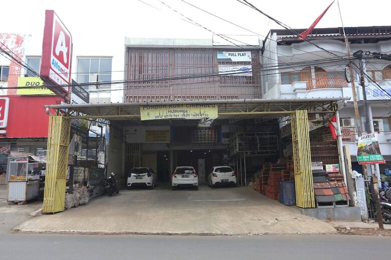 Hotel Oyo 93356 Pondok Cirendeu