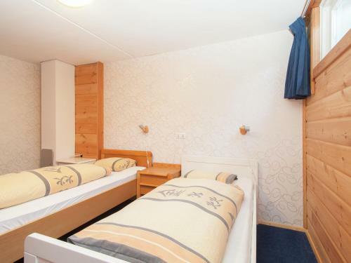 Spacios Chalet With Sauna, Balcony, Ski Storage, Garden