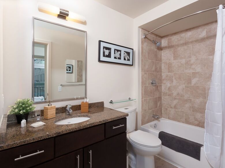 Aparthotel Pelican Fully Furnished Apartments