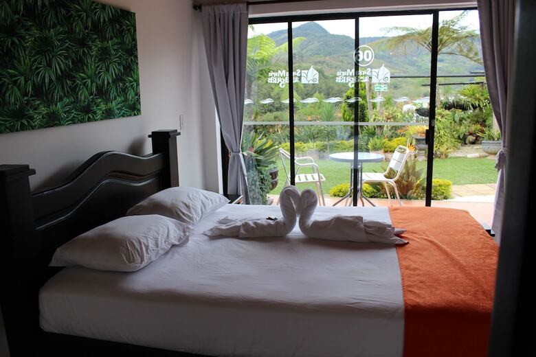 Hotel Santa Maria De Las Aguas Pe�ol