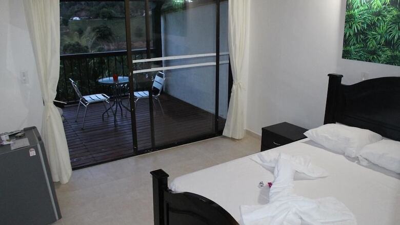 Hotel Santa Maria De Las Aguas Pe�ol