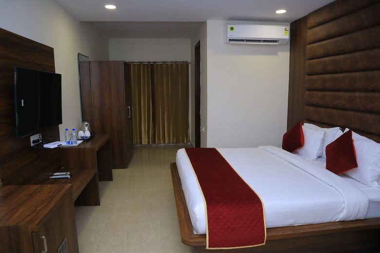 Pineberry Hotels