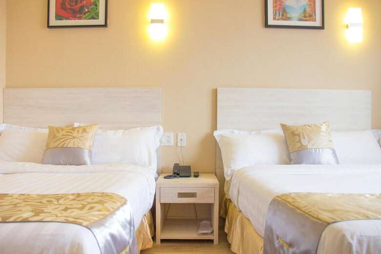 Phoenix Hotel