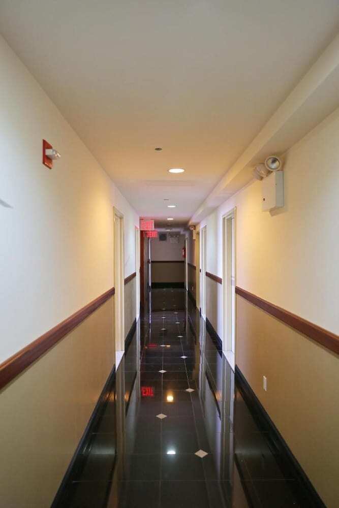 Phoenix Hotel