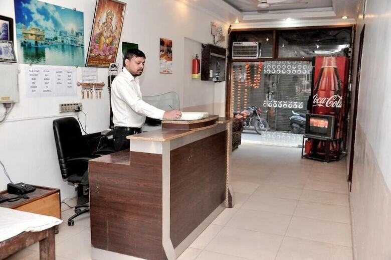 Asha Guest House