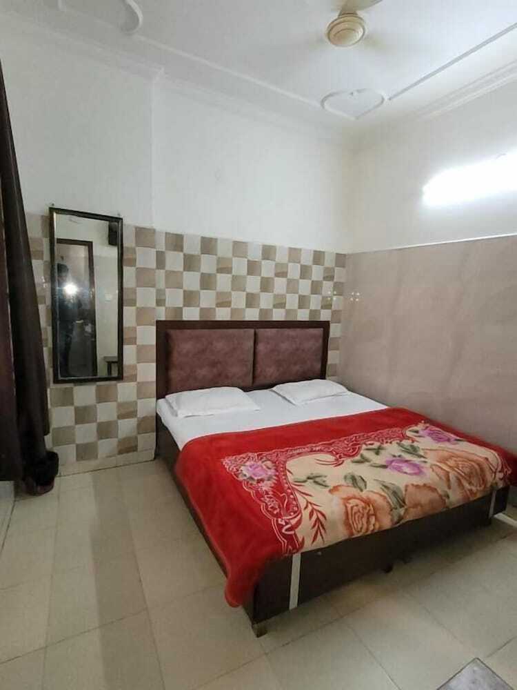 Asha Guest House