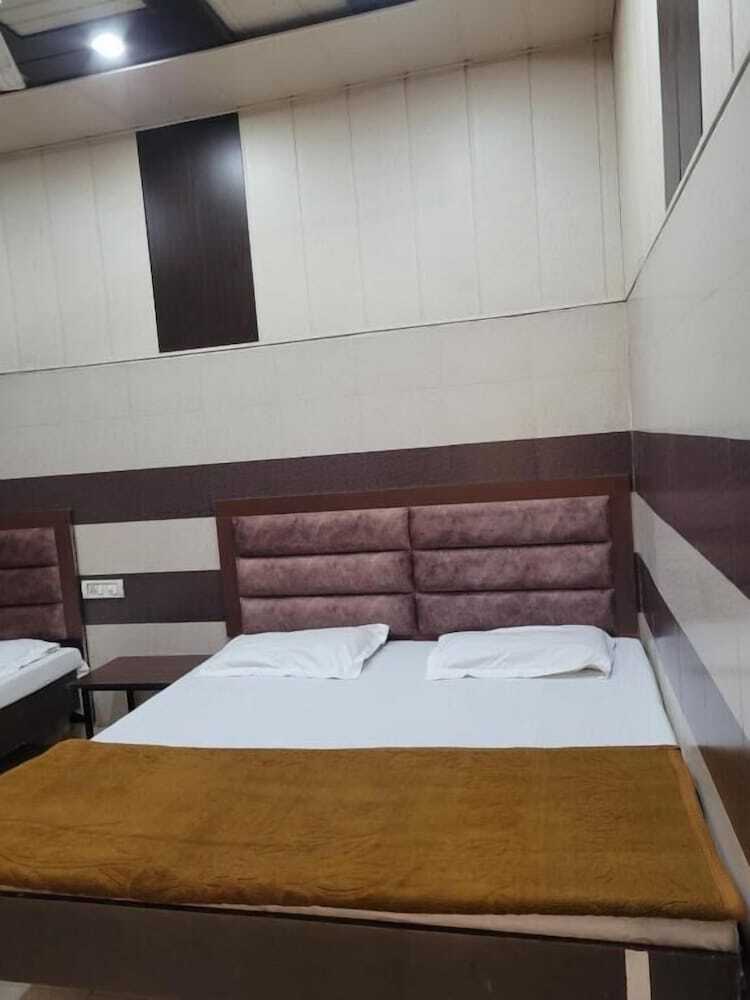 Asha Guest House