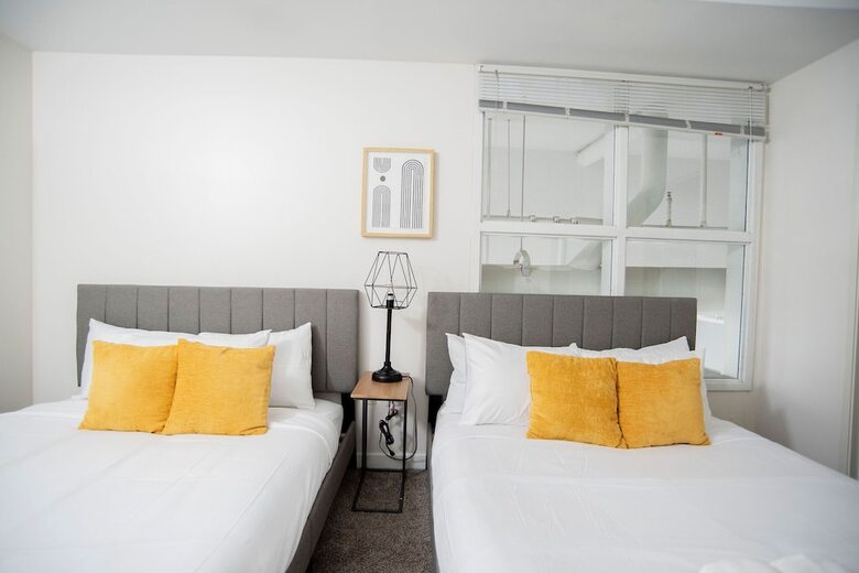 Aparthotel 5br Cozysuites The Block-skybridgeaccess