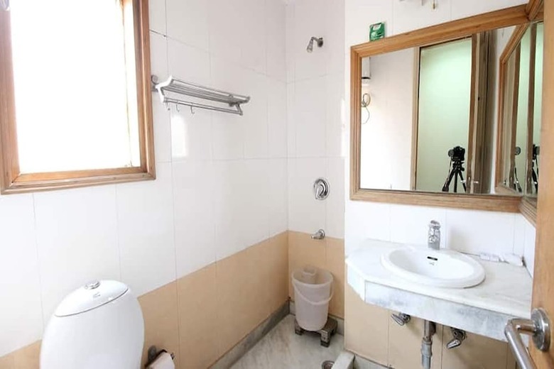 Hotel Greenleaf Apartment And Suites, Kalkaji