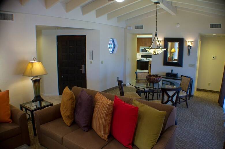 Getaways At Scottsdale Camelback