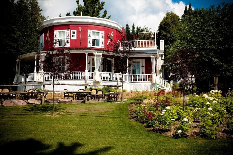 Hotel Auberge De La Tour Du Lac