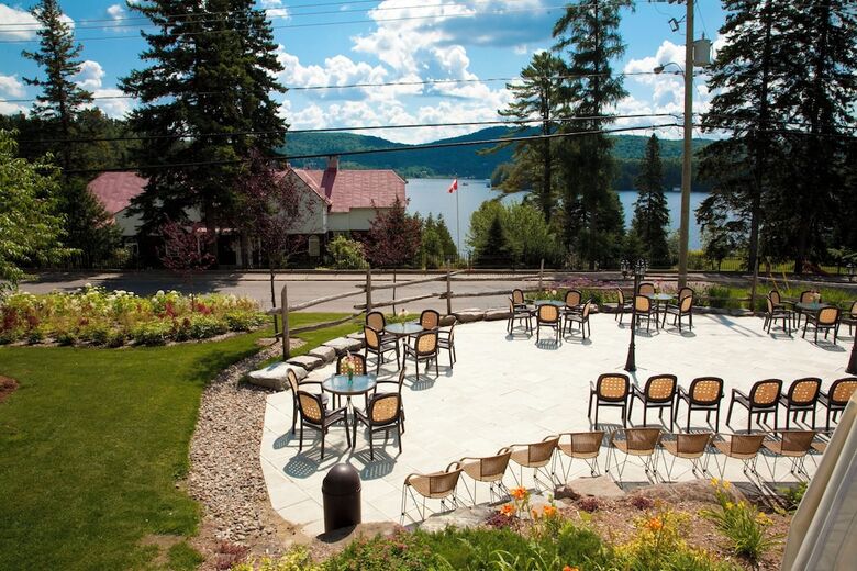 Hotel Auberge De La Tour Du Lac