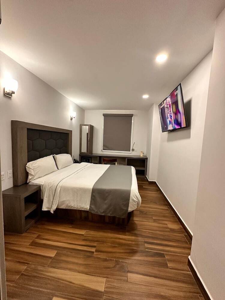 Hotel Bugari Aeropuerto Guadalajara