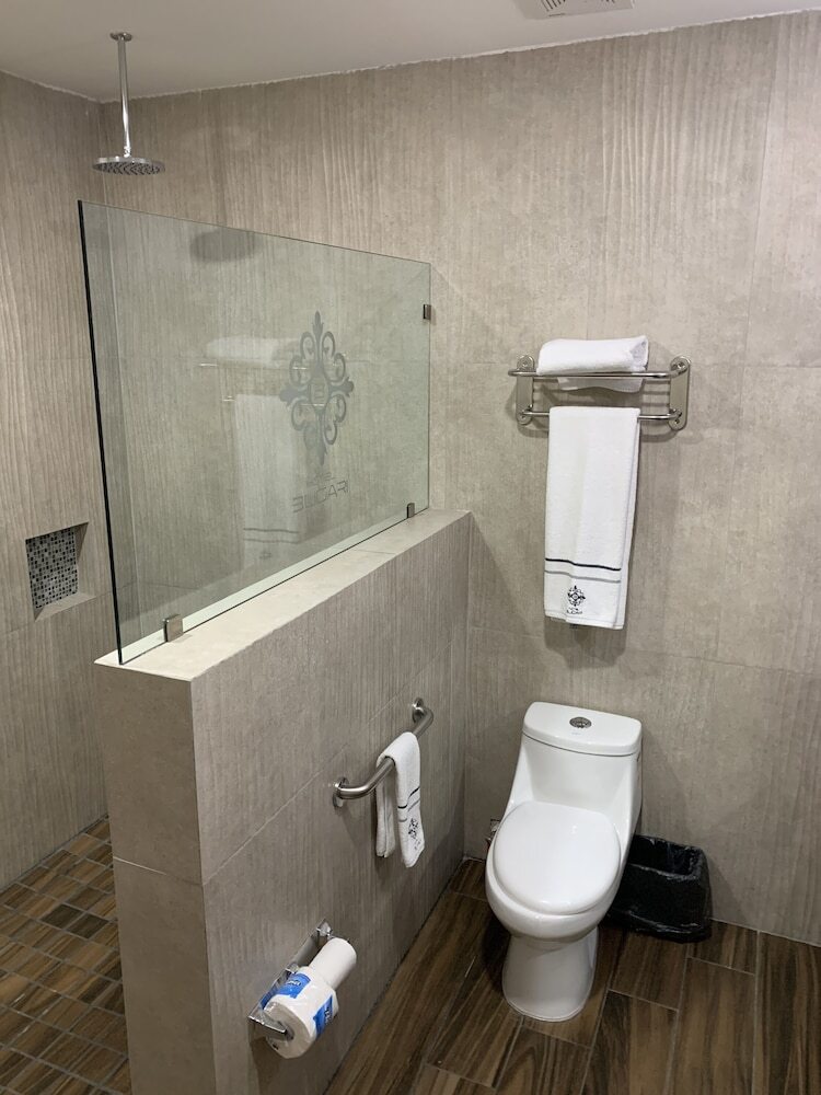 Hotel Bugari Aeropuerto Guadalajara