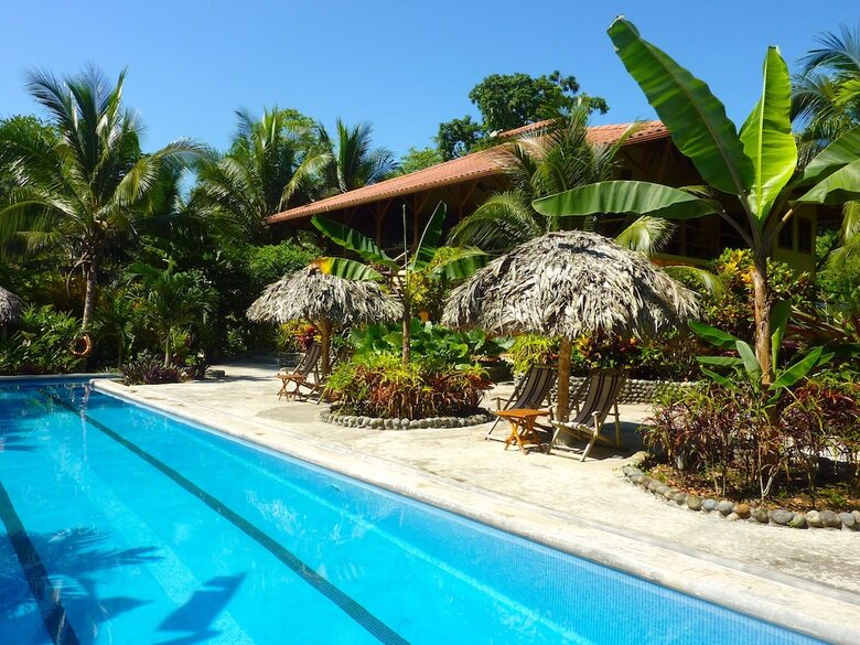 Bed & Breakfast Bluff Beach Retreat