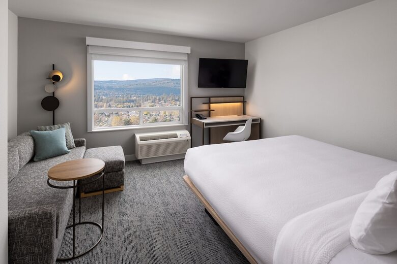 Hotel Towneplace Suites By Marriott West Kelowna
