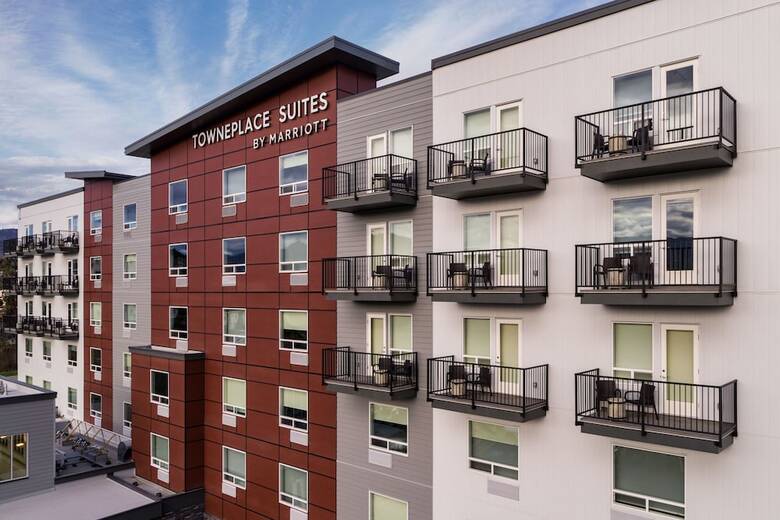 Hotel Towneplace Suites By Marriott West Kelowna