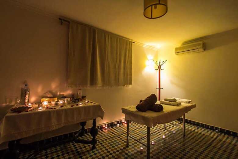 Hotel Room In B&B - Riad Authentic Palace & Spa - Kenza